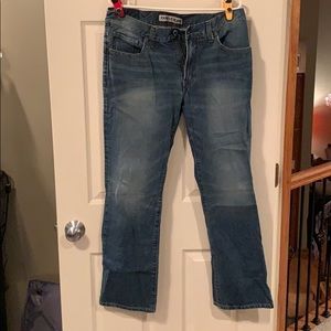 Men’s jeans.